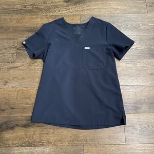 FIGS Catarina One Pocket Scrub Top Night Sky Small S